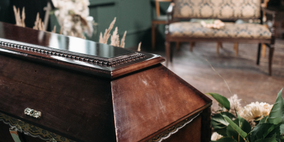 Read more about the article Cât durează o înmormântare și care sunt pașii principali?